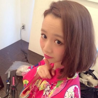 きぃ