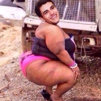 you got a free follow ((::do me a favor and pls follow @geekgilinsky