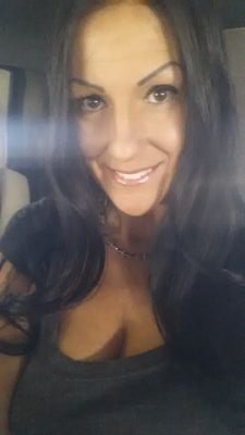 misscarol823's profile picture. 