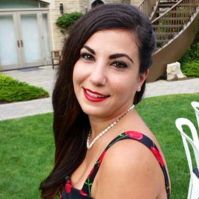 lunula_nails's profile picture. 