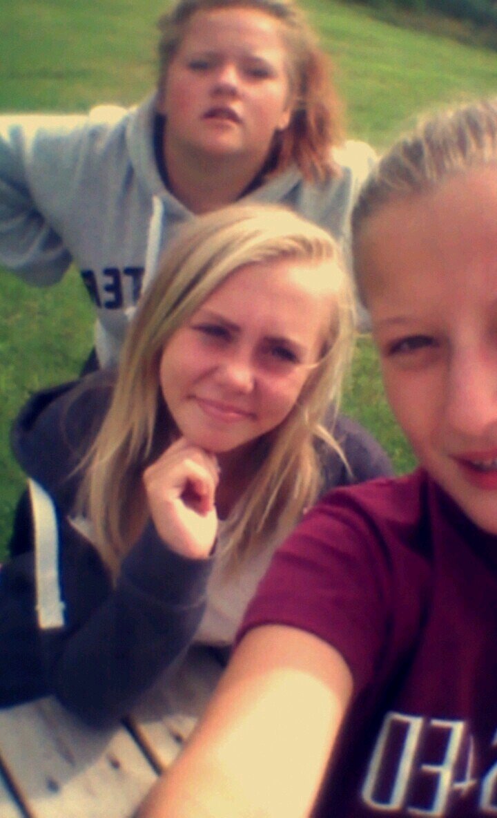 BethBridges23's profile picture. YNWA-LFC..follow me and i'll follow you