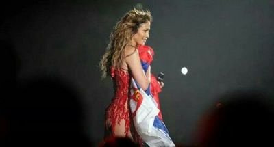••Bitch please,Ronaldo is perfect *O* ••          ~JLo,Pitbull,1D,Selena,Jus,LM,Austin~      Follow back,promise ;)    P.S.Just be crazy!!!