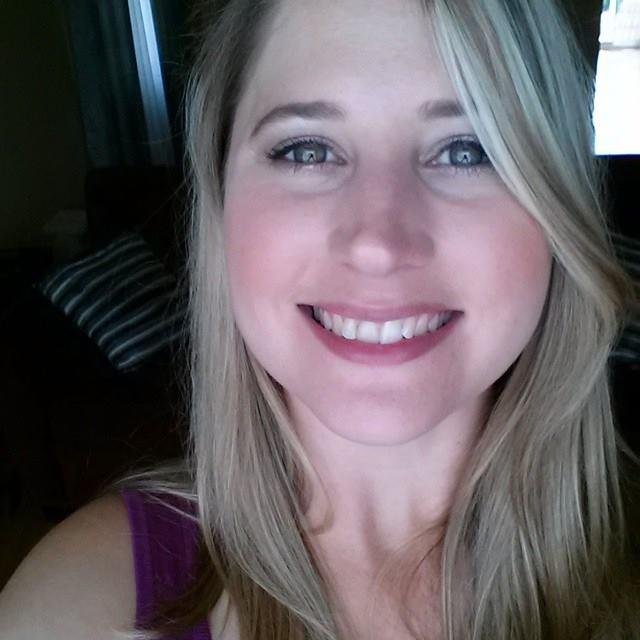 Marketing Lead Manager for DataKinetics. 
My tweets are my own and do not reflect the opinion of my employer.