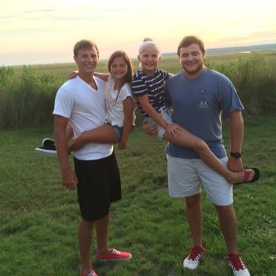 erinfoster06's profile picture. summerrrr