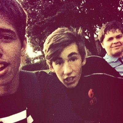 Da guy on the far left with half a face ;)