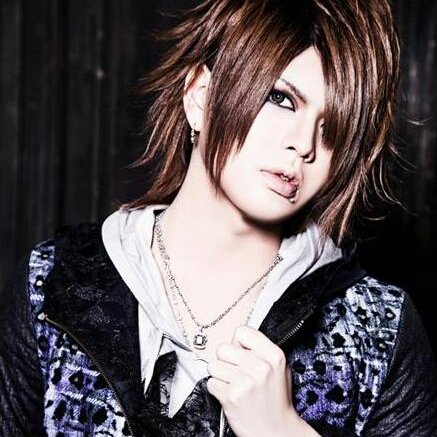 I'm Tomo, vocalist from the rock band called vistlip | 01/13/1986 | Ore no kawaii neko @Raymee_ID ♥ | Just a Rolplayer of @tomotlip
