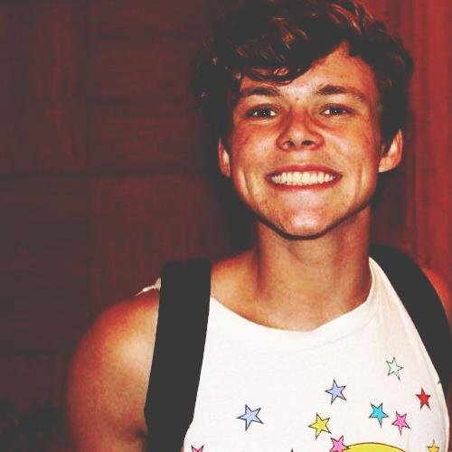 part of the one and only #5SOSFam