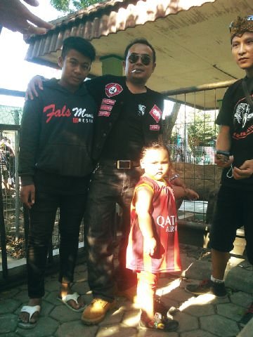 AnandaOddie18's profile picture. Seperti lautan aku bersikap dan semoga melati {}