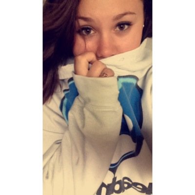 • 17 • single • softball⚾️ •