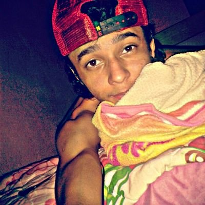 Instagram: muller_coutinho, 18 years, Wpp 95-91614807 “Livrai-me da negatividade daqueles que não sabem, o quanto é bom sorrir!”