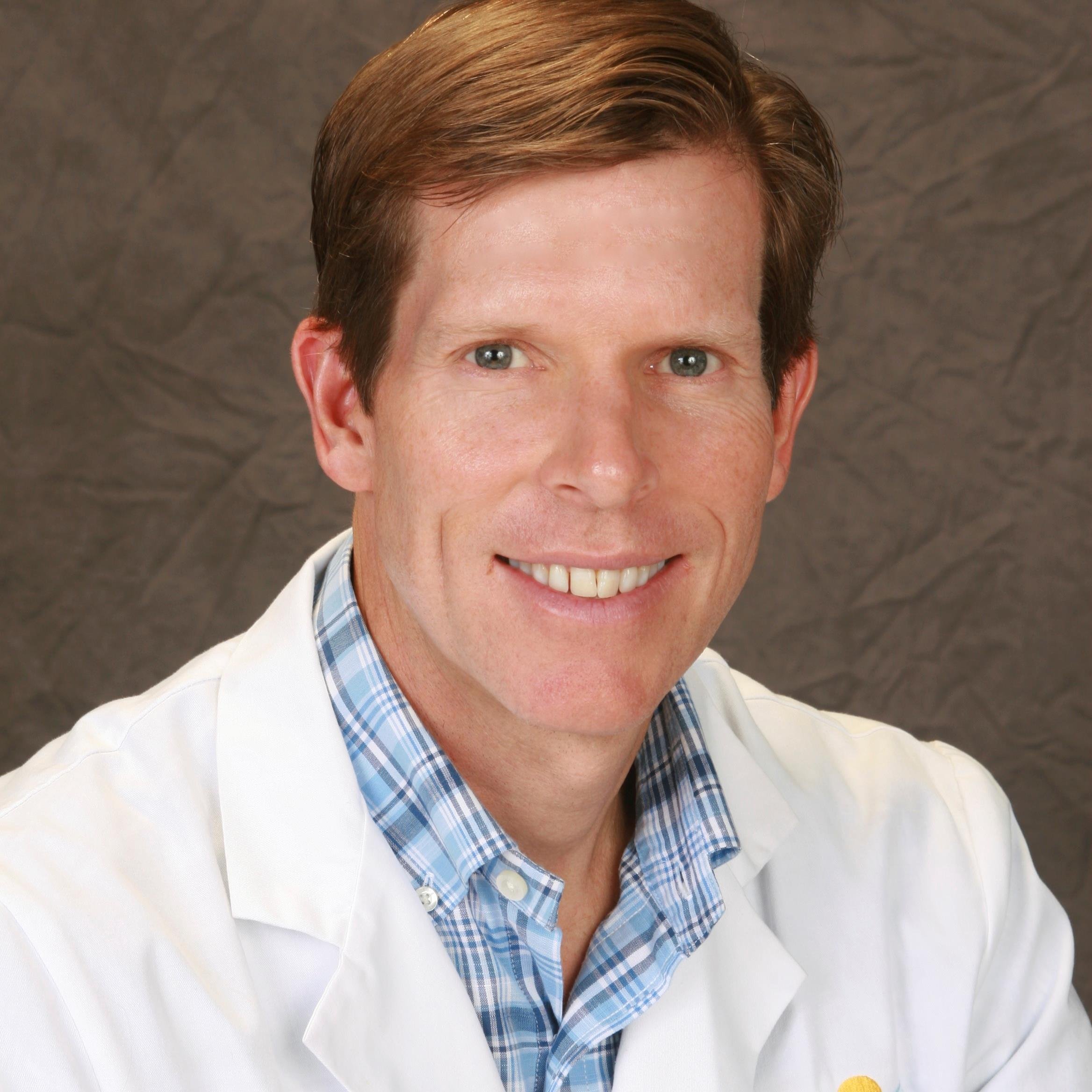 Manhattan Beach Dermatology is a comprehensive skin diagnosis and treatment center.