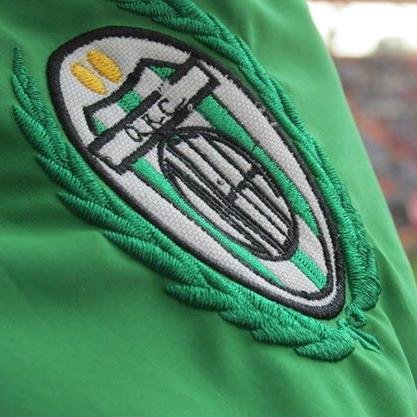Onega F.C. nació a partir de una idea propuesta en un grupo de amigos. Excelente, cada día es más fuerte, más grande y la amistad no se pierde.