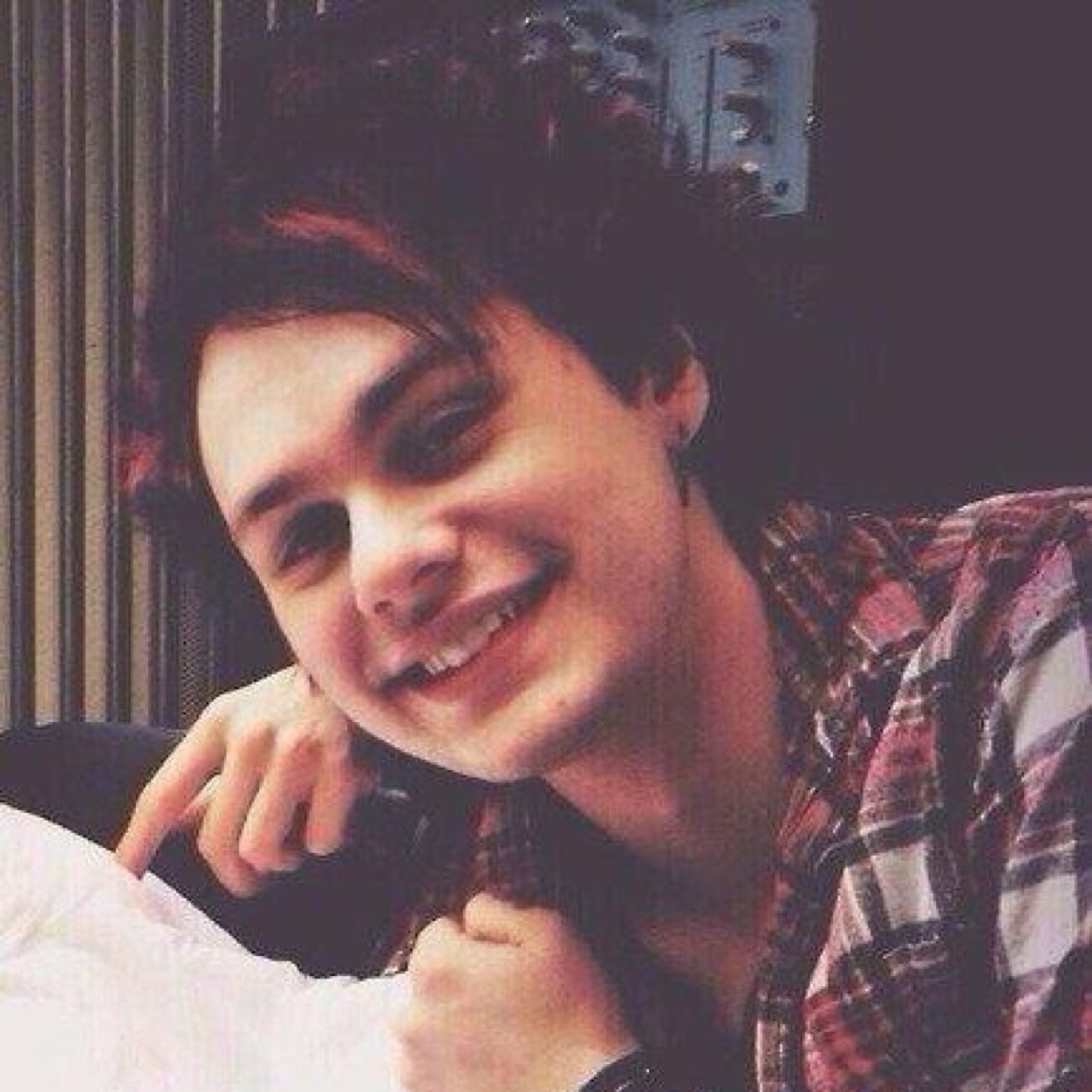 secofmichael's profile picture. 4 aussies idk. michael clifford gives me chest pains