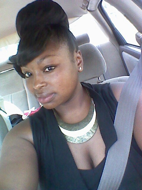 Young hard-working lady..living for me and my son..#TeamGemini..-- #TeamCLAYFACE you chumps..oh go follow my big sis @ClayKo_BanGz