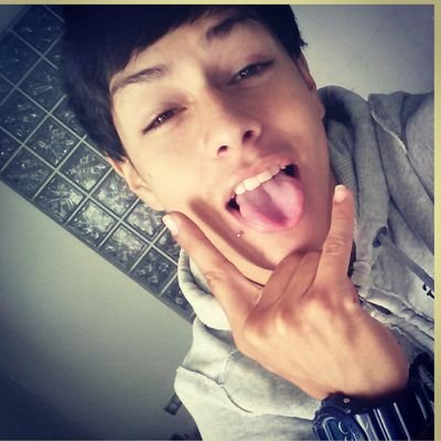 VicBoy17's profile picture. Soy de la Isla del encanto 100x35 el corazon del mundo Puerto Rico