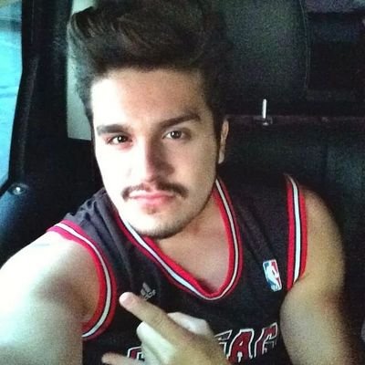 acredite em seus sonhos sempre com Deus na frente de tudo, porque nessa vida vc pode tudo que vc quiser