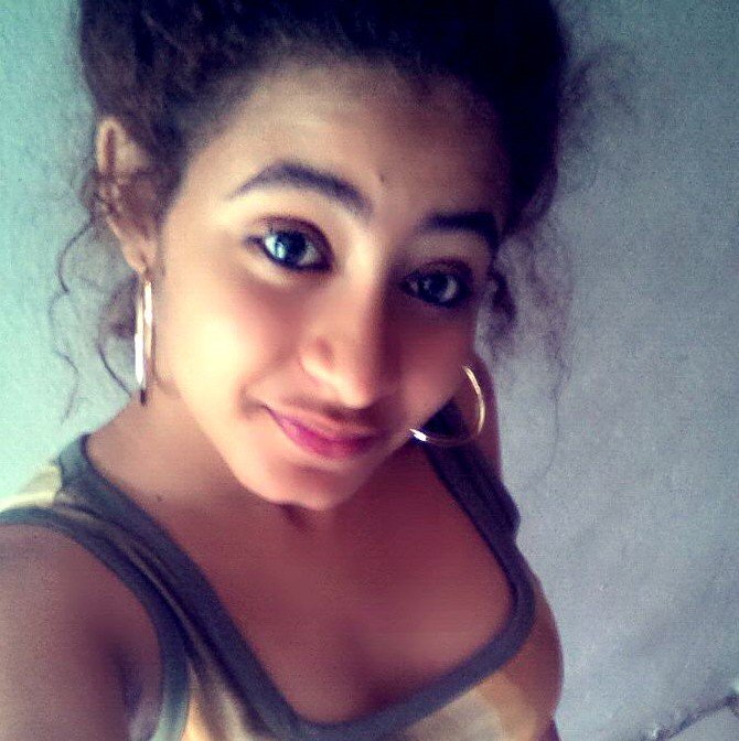 Follow me and follow back! :p
