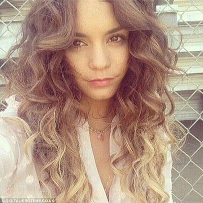 Shakira Robinson, 20, single, bi(sex).