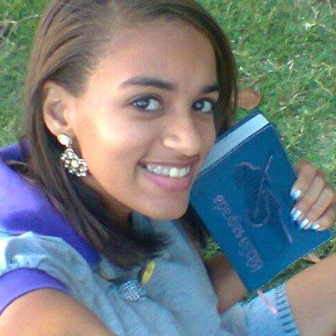 Mulher,menina,mãe,filha.
Que o meu eu diminua e que o Senhor seja como o sangue que corre em minhas veias.
#LoucaPorJesus