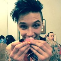ᎯℕⅅℛℰᏇ (@scxyfrauder_2) 's Twitter Profile