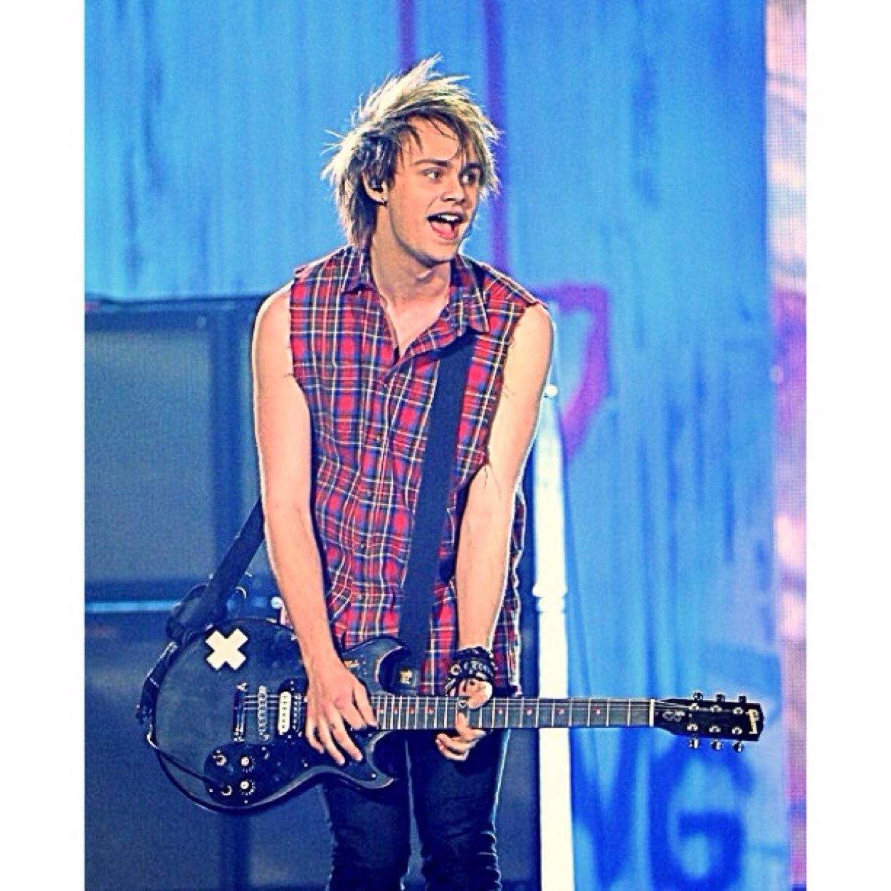my life is complete bc michael/4