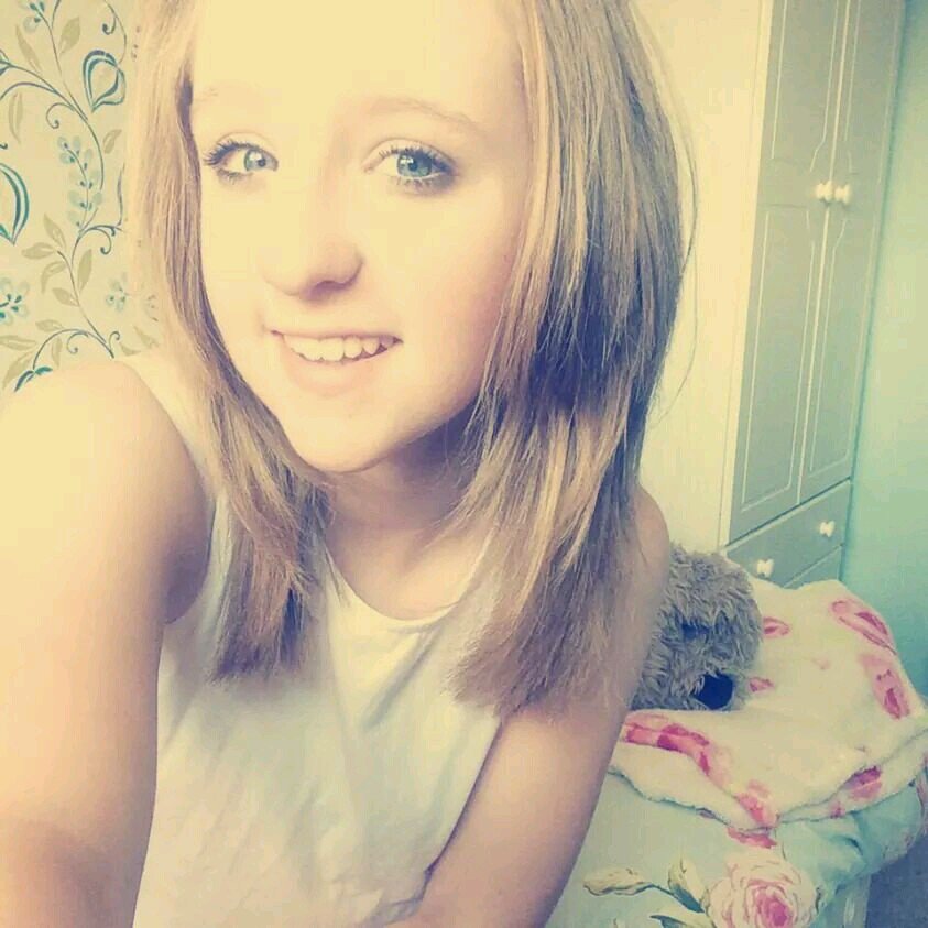 KatieSm03957118's profile picture. kickboxer, love to sing