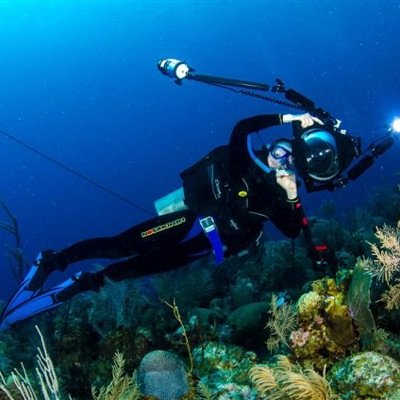 uwphoto52's profile picture. 