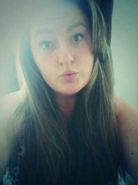 Mas feliz que nunca desde un 25 de Abril. ♥D.F.G.♥