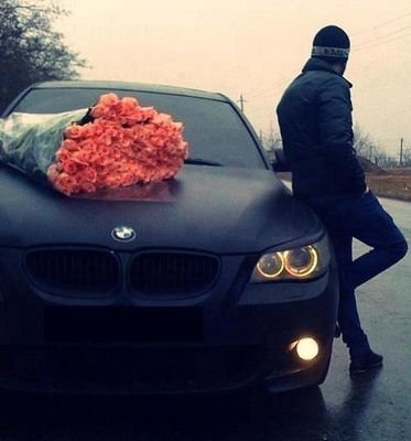 *Man Utd fan*Massive Car Enthusiast*Living the Life*