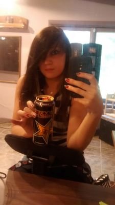 14 years young, I love rock and metal some electronica, I always follow back.
