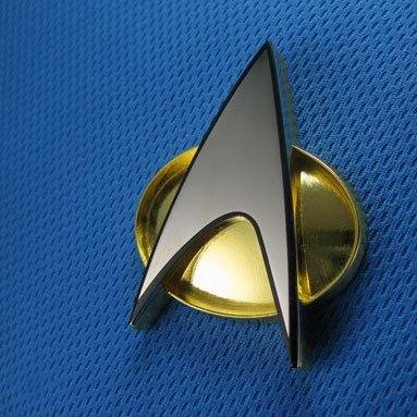 alexlaur18's profile picture. Bioquímico nutricional. Profesor de la UCV. Bombero Universitario. Fan de Star Trek. Coleccionista de postales de arte.