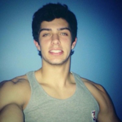 My nights consists of watching steven kelly on you now | 8/7/14 he noticed me❣