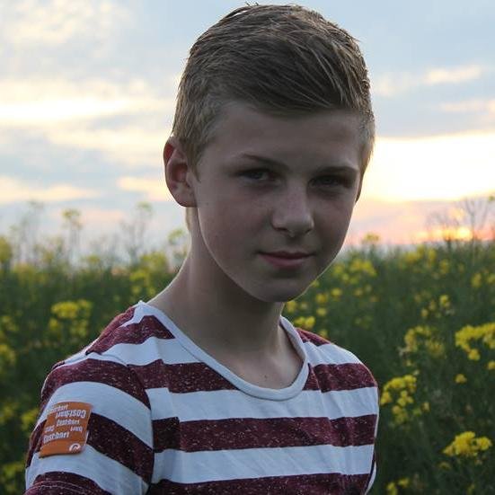 danish BBoy & JO supporting young talent guys @MattyBraps @JohnnyOsings #ProudOne                                    i am breathing football