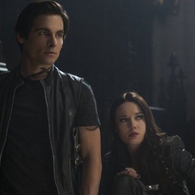 Nombre: Isabelle Lightwood Saga: cazadores de sombras TMI  #Rol_Cl