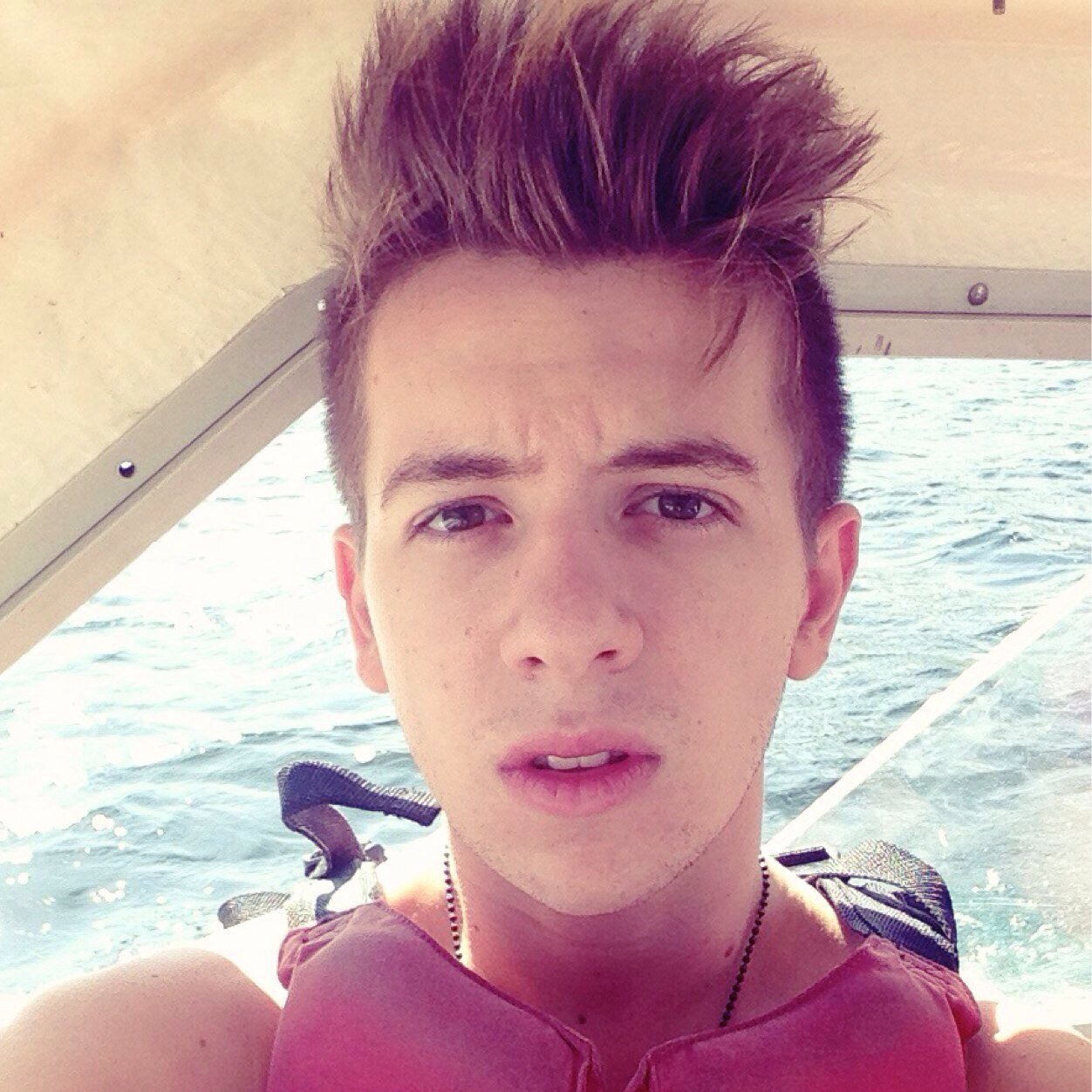 Made a new account to tweet for #thevampsbournemouth really need to see my idols!