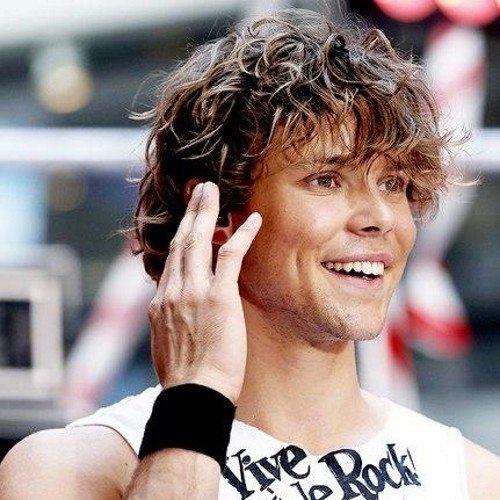 FREE FOLLOW SO PLEASE FOLLOW @irwin_malik_  Thank you