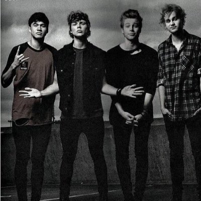 Ellie & Cerys ☯ We're madly obsessed with the most gorgeous band EVER ❁ @Sue01Ellie & @5sosobsessive ✬ Please help us get 5/4? ☼