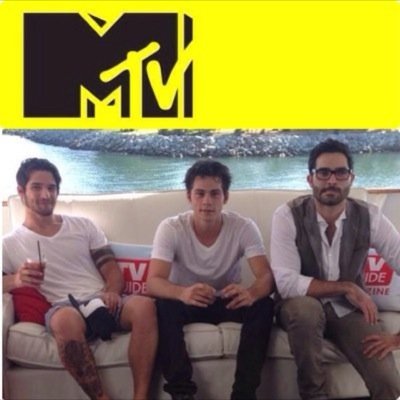 :✰Fan Account✰:.. THESE PHOTOS DONT BELONG TO ME:) ✘✘✘✘ Get Great behind the scenes pictures form MTV's TEENWOLF