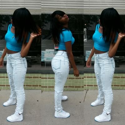 Newww Twitterr  ... Buttt Followw Mee  I Followw Backk  FMOI ; im_foreign_baybee  ( Add Mee ) On Facebook  Tizianna Brown  ✌❤✋