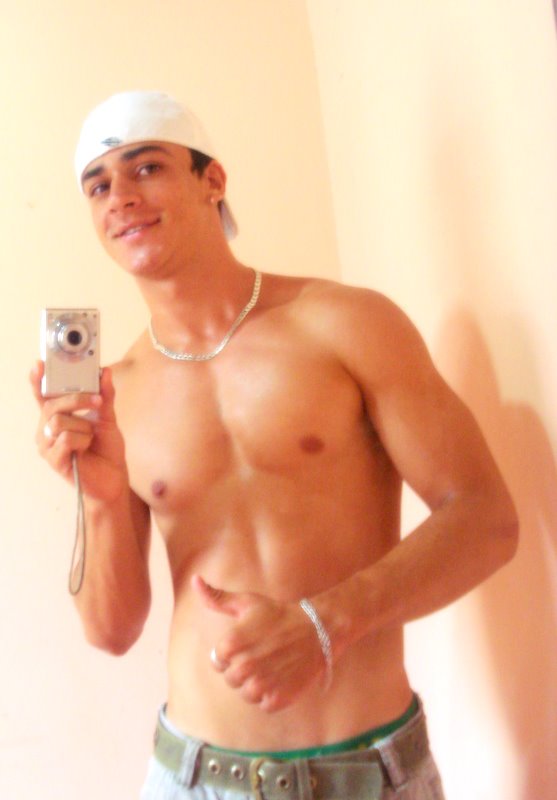 LiiipeHezbollah's profile picture. 