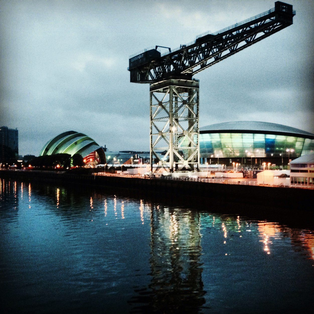 TomFerg47382353's profile picture. Photographer and general mindstretcher