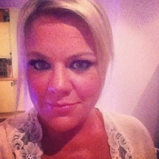 Hannicholson16's profile picture. Co founder of delilah™ cosmetics and awesome mum :)