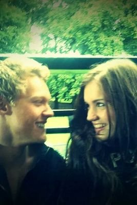 Fanaccount voor de liefste , leukste en knapste idolen @MarlyvdVelden en @ferrydoedens - followed by @XIIIMeijer ♡ @team_mipc  ly♡ @teamferrypip ly♡