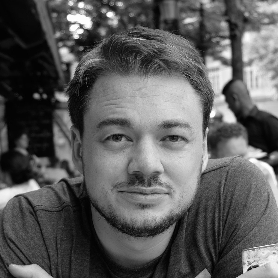 Software Engineer | iOS | UX | UI