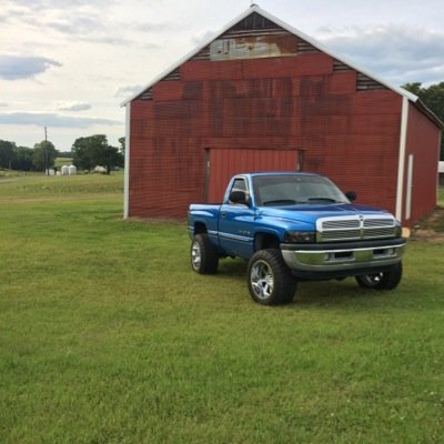 1LOUDMF318's profile picture. I'm Logan Sechler, I love loud trucks and have the loudest truck at Heritage!