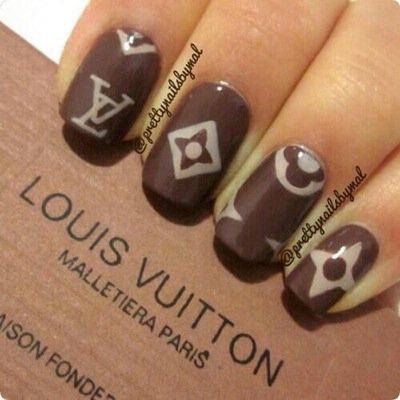 ネイル大好き女子です♡ネイルに纏わる画像や情報をツイートしていきます♡ ぜひフォロー、RT、お気に入りしてくださいね♡よろしくお願いします♪