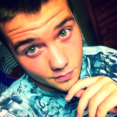 16; Chillicothe High School; | #CavNation | #MGK | #TeamIPhone | #Junior | #CHS | #EST19XX | #MusicNeverSleeps |