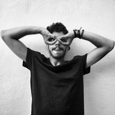 Frokentres's profile picture. Ich habe Fernweh ohne Ende, Fernweh für das Fremde, weil ich mir selber fremd geworden bin.