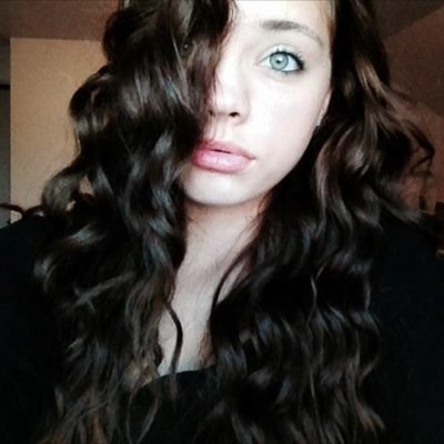 Austin makes my world spin Please Tweet #Nicole4UGirlAug21 http://t.co/n0FAmE23eB My U Girl Video link ^^^^^^^^^