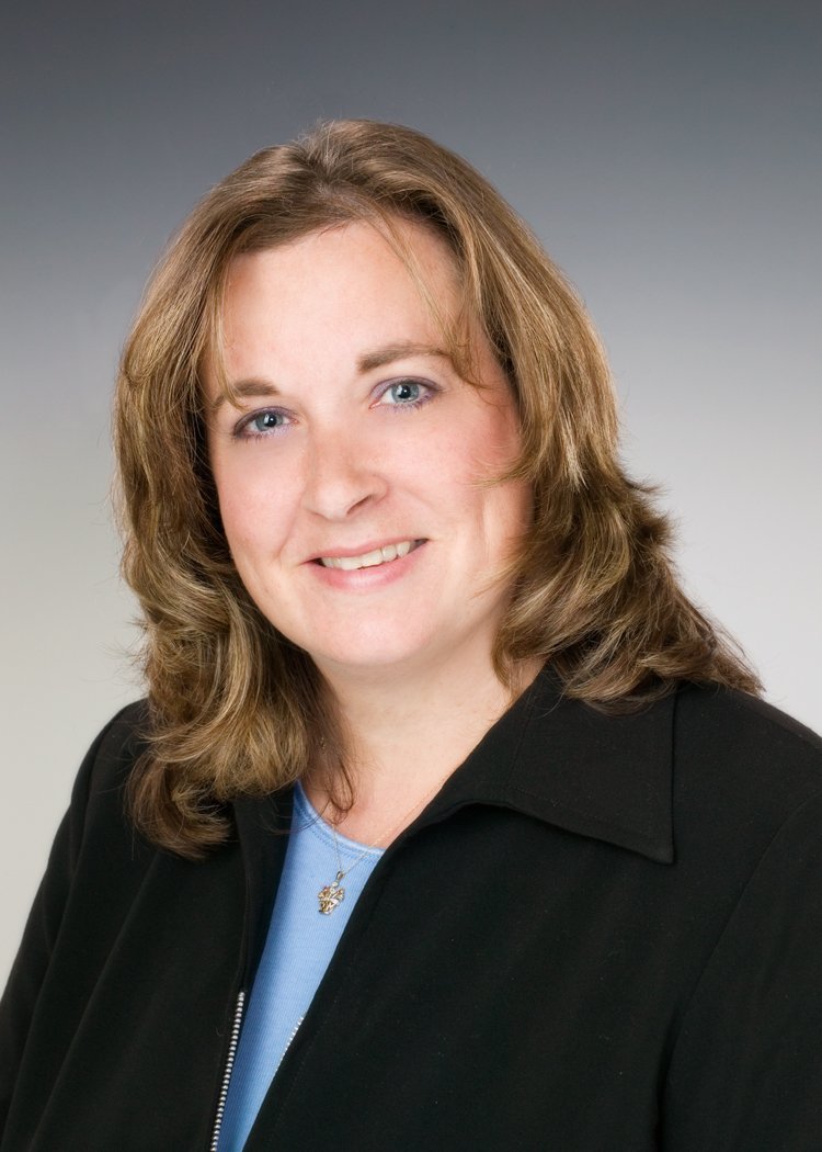 My name is Charleen Thompson! I'm an award winning Real Estate agent with Berkshire Hathaway ready to help you buy or sell your home in NC and SC.
